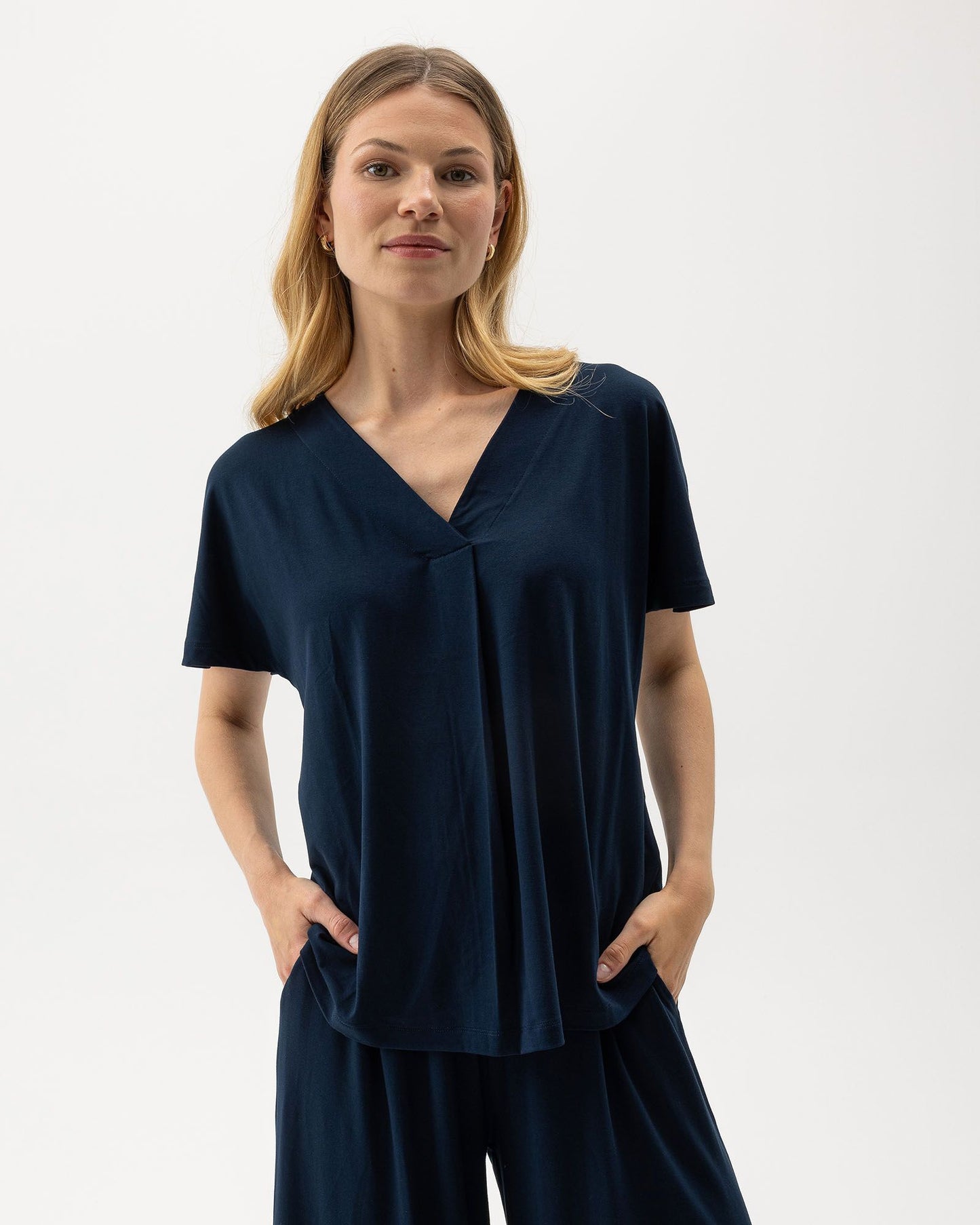 Holebrook Women’s Esther V-Neck Top