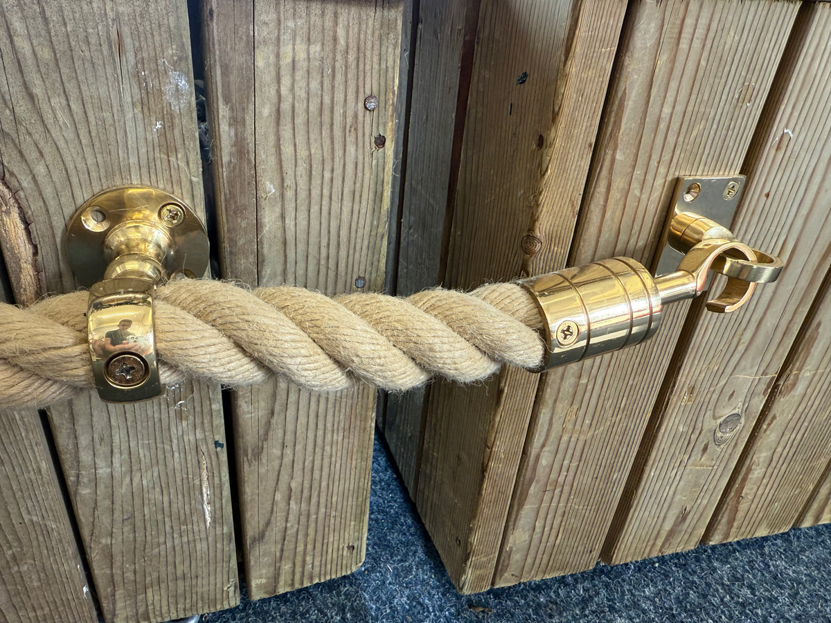 24mm Rope Bracket Kingfisher Rope Brackets for 24mm Rope – Seawood Chandlery & Clothing