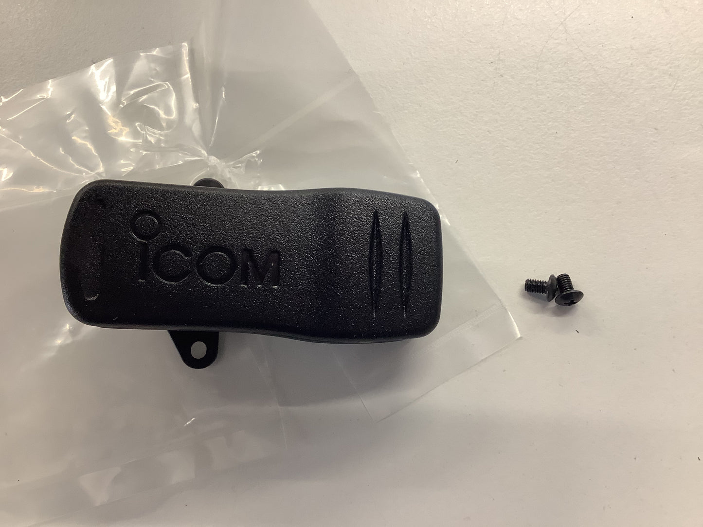 MB86 Icom Swivel Belt Clip