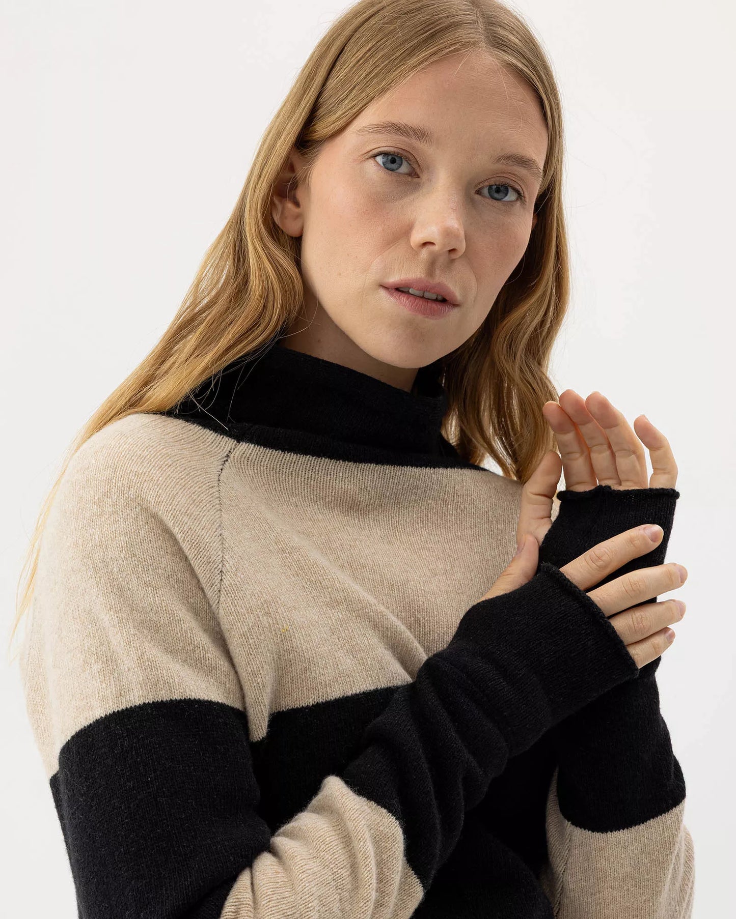 Holebrook Women’s Martina Windproof Jumper