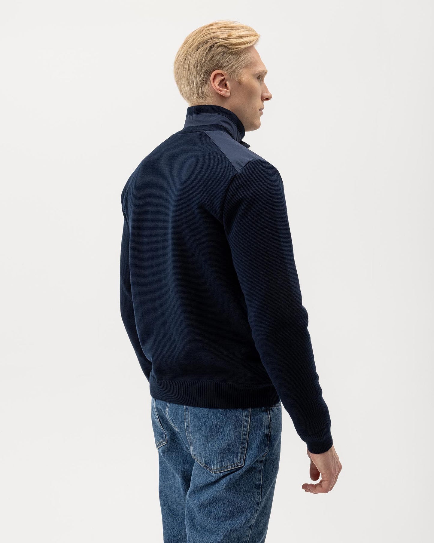 Holebrook Men’s Eskil T-Neck Windproof Jumper